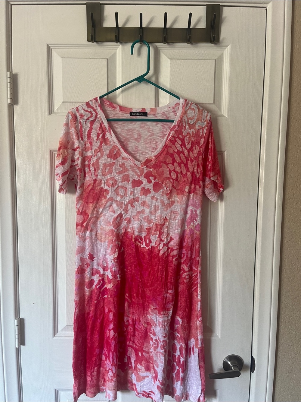David Cline Pink and Coral V‑Neck Animal Print mini dress